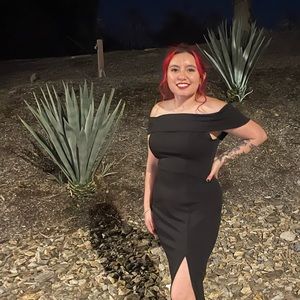 Meet your Posher, Adrianna